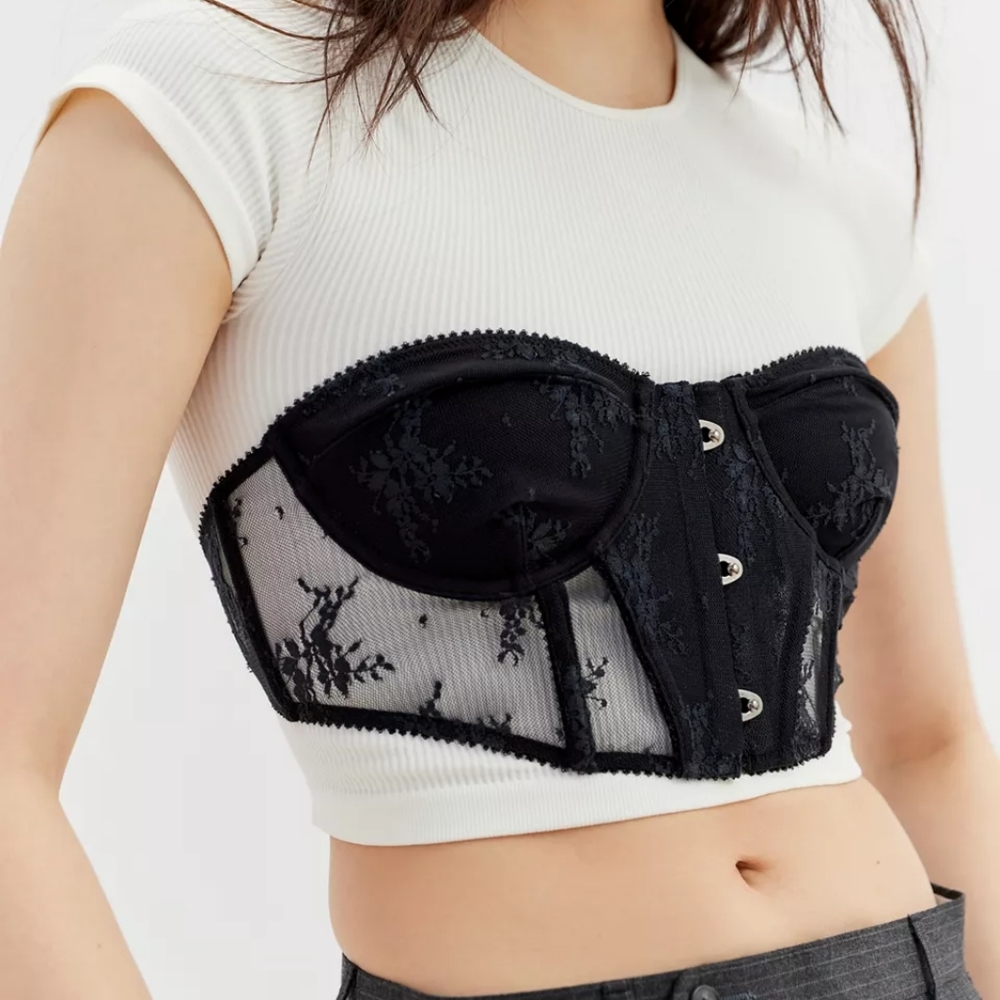NWT Urban Outfitters Firecracker Corset Size S in Black